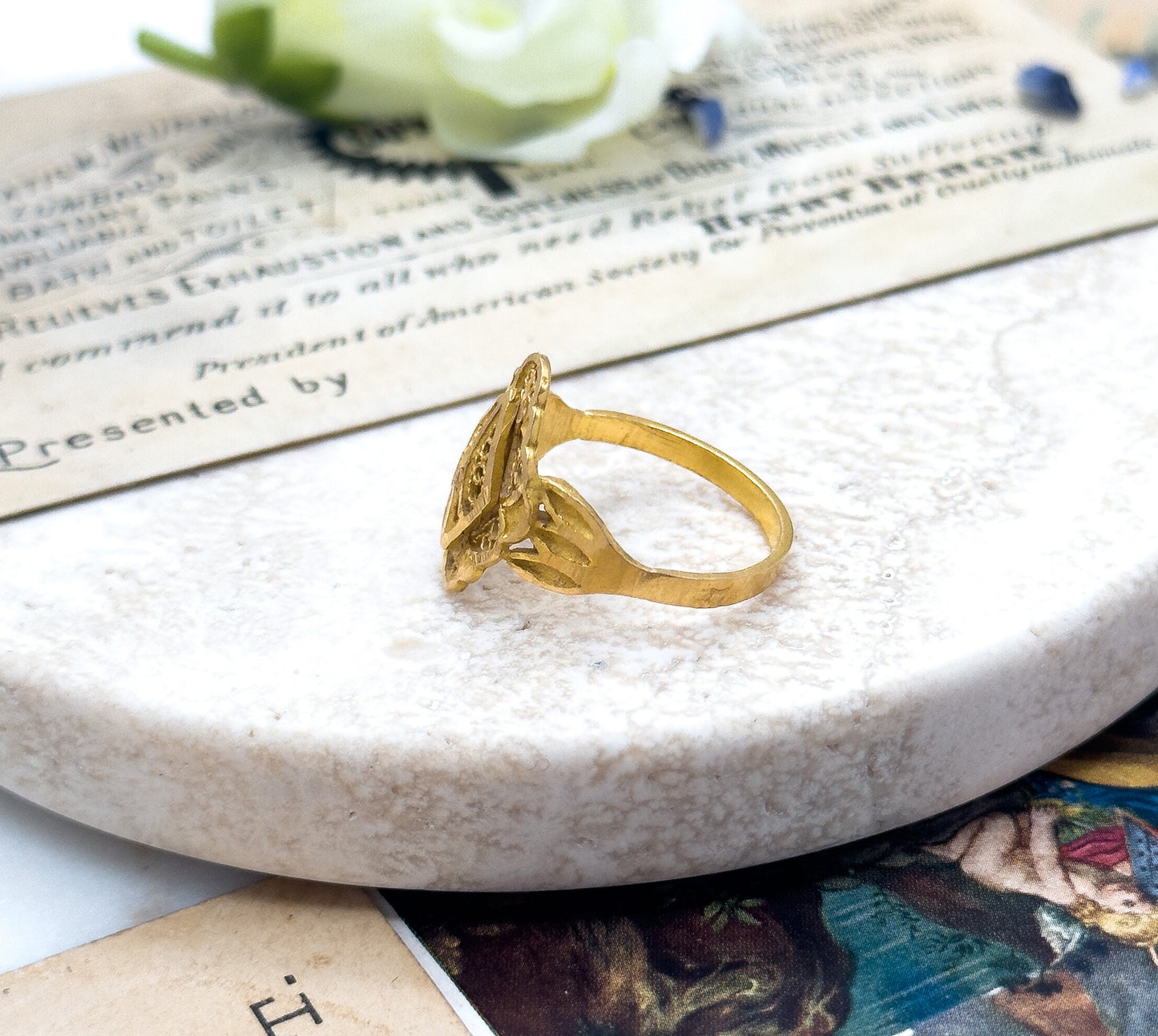 Vintage 22K Yellow Gold Navette Filigree Ring