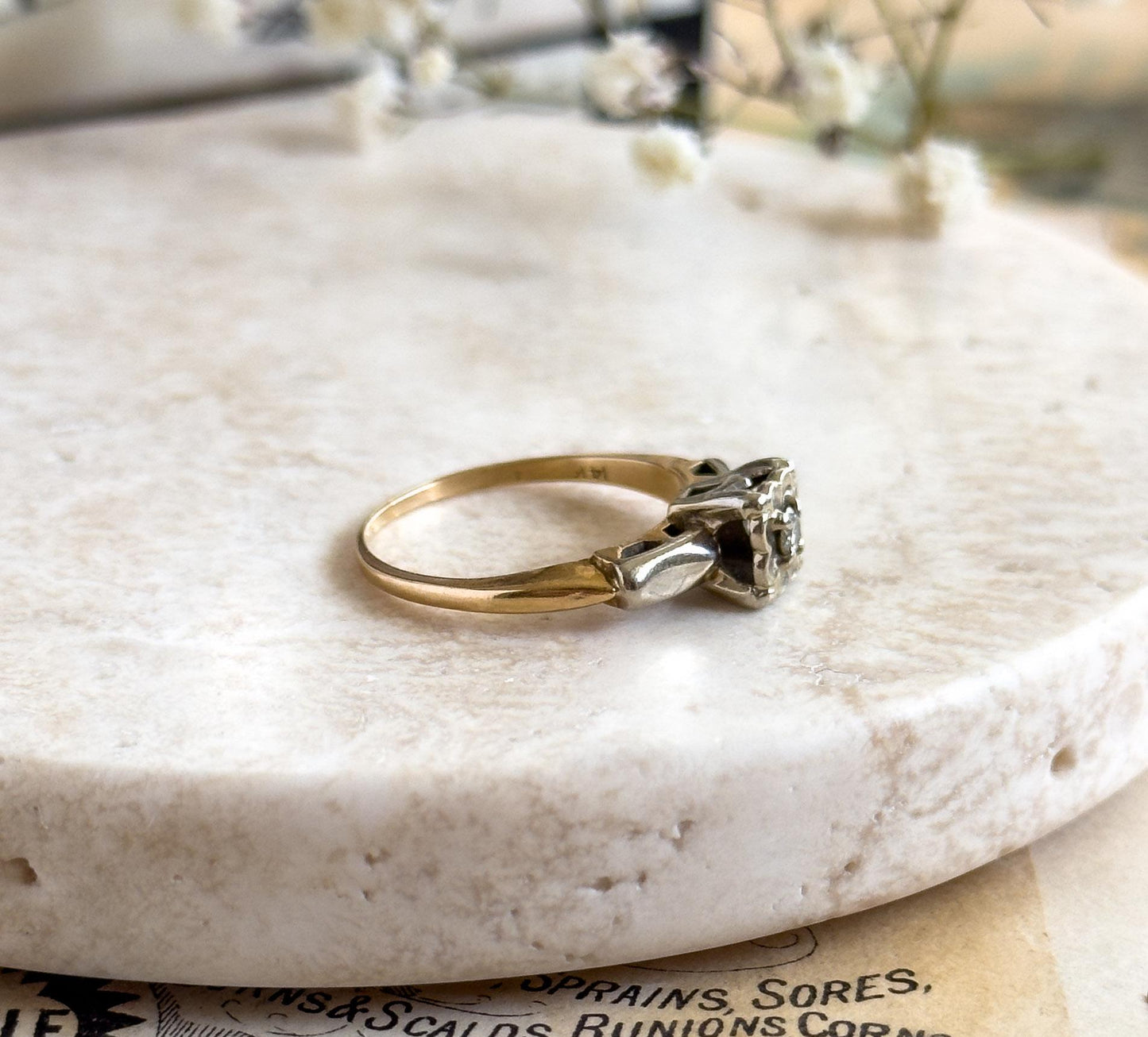 Beautiful Vintage Diamond Engagement Ring in Two Tone 14K Yellow Gold White Gold