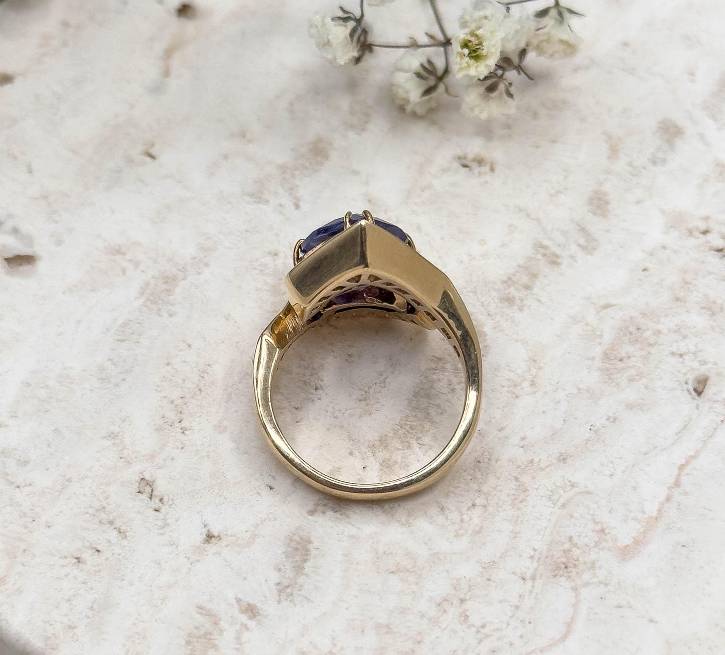 Vintage Imitation Tanzanite Ring in 14K Yellow Gold Trillion