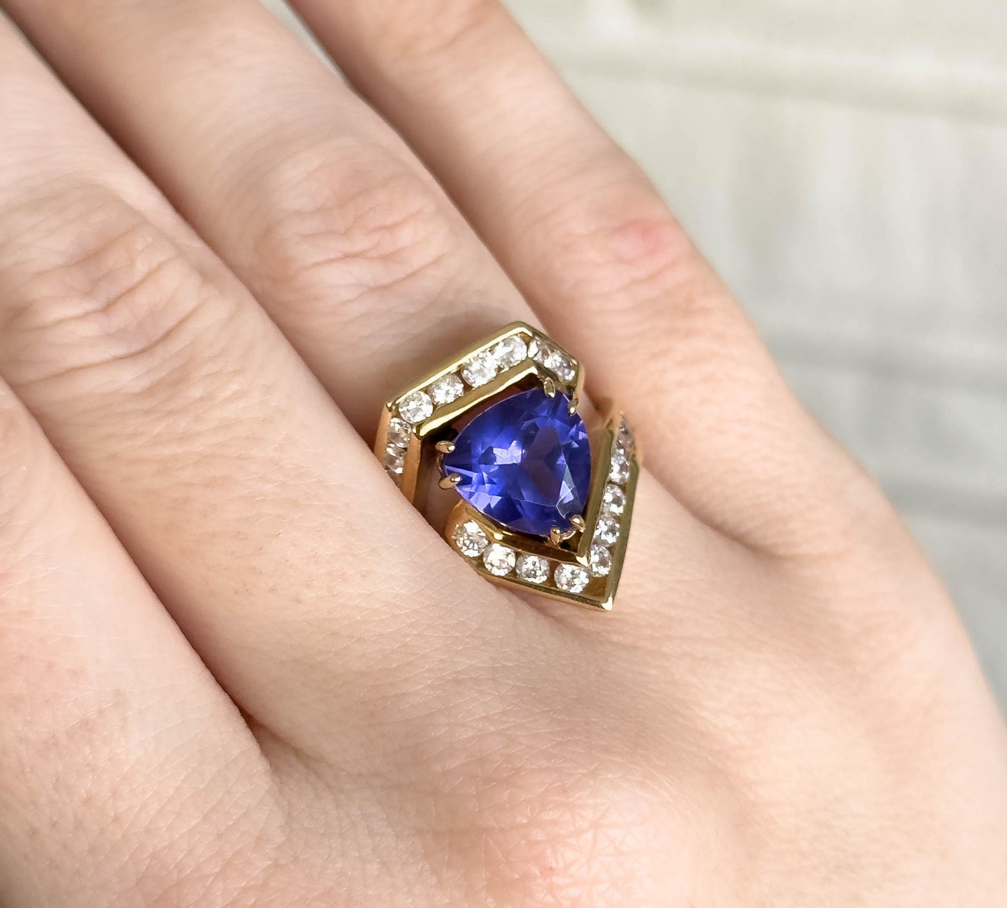 Vintage Imitation Tanzanite Ring in 14K Yellow Gold Trillion