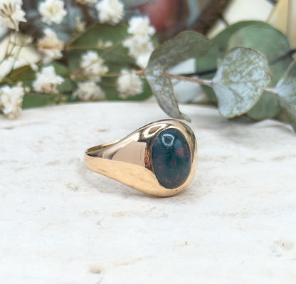 Vintage Bloodstone Cabochon Signet Ring in 10K Yellow Gold