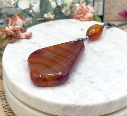 Vintage Banded Agate Freeform Stone pendant necklace in Sterling Silver