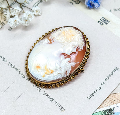 Antique Carved Shell Cameo Brooch in 14K Yellow Gold Lady with Bird