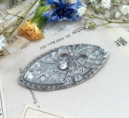 Art Deco Bow Brooch in Platinum with Old Cut Diamonds