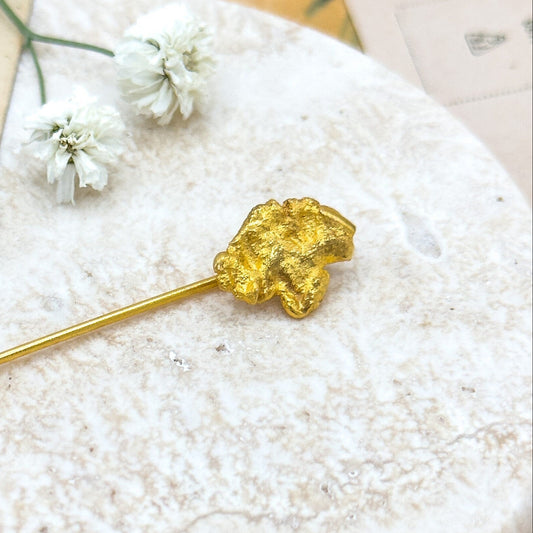 gold nugget stickpin