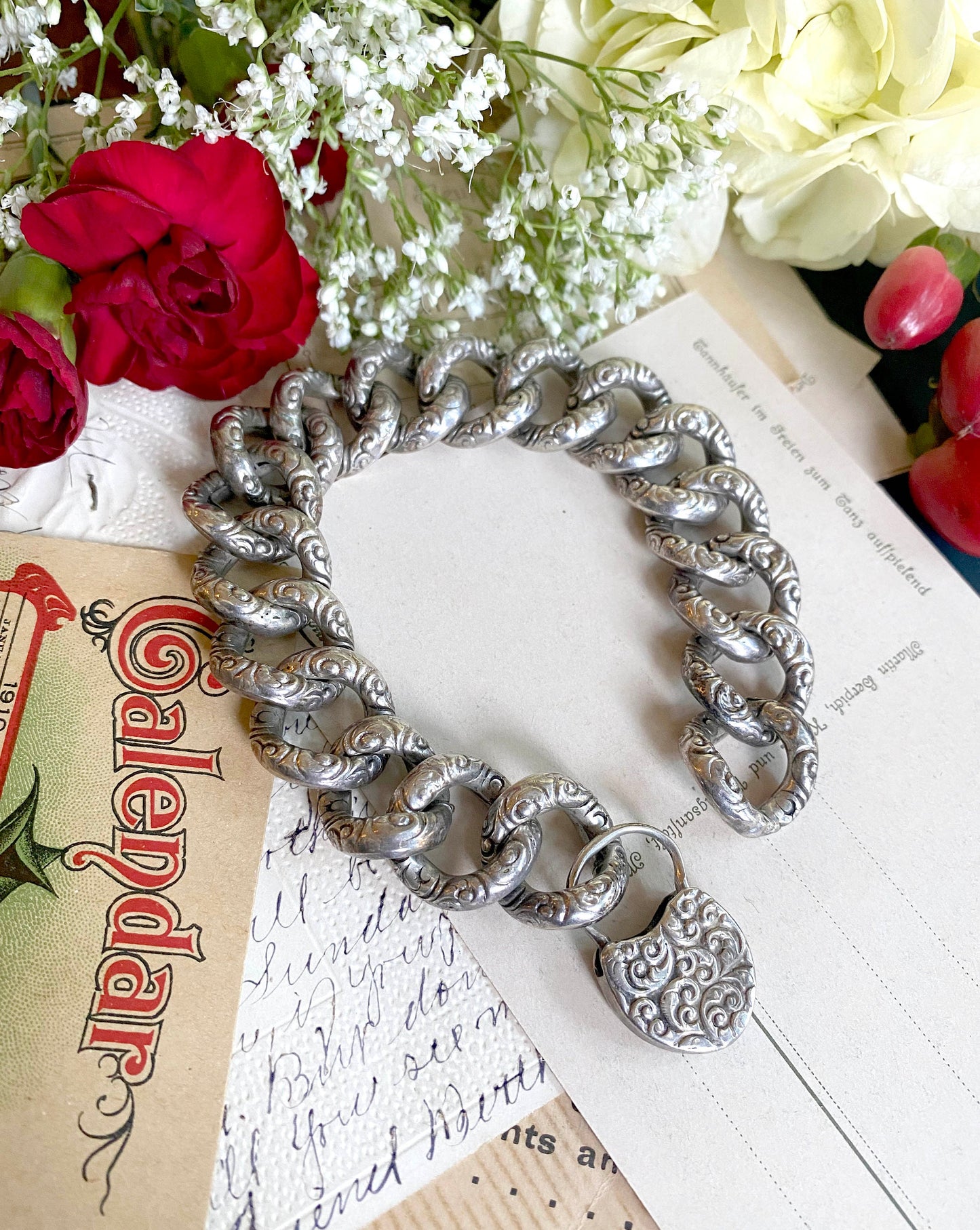 Victorian Repousse Puffy Link Chain Bracelet in Silver w Padlock heart