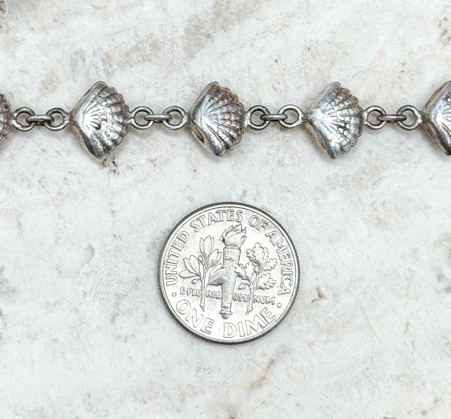 Cute Vintage Sea Shell Bracelet in Sterling Silver Vintage puffy scallops