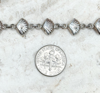Cute Vintage Sea Shell Bracelet in Sterling Silver Vintage puffy scallops