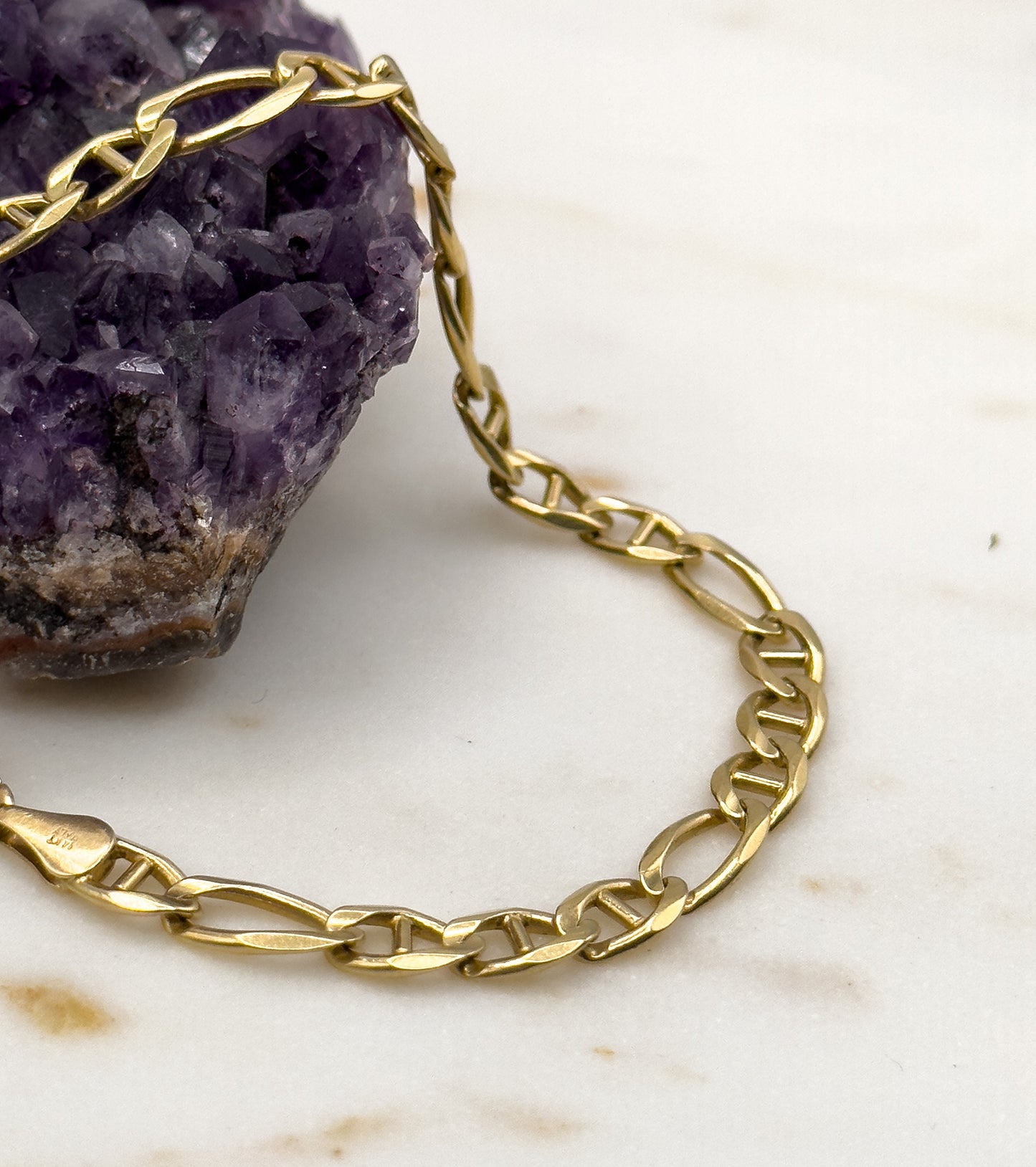 Vintage Figaro Chain Bracelet in 14K solid gold