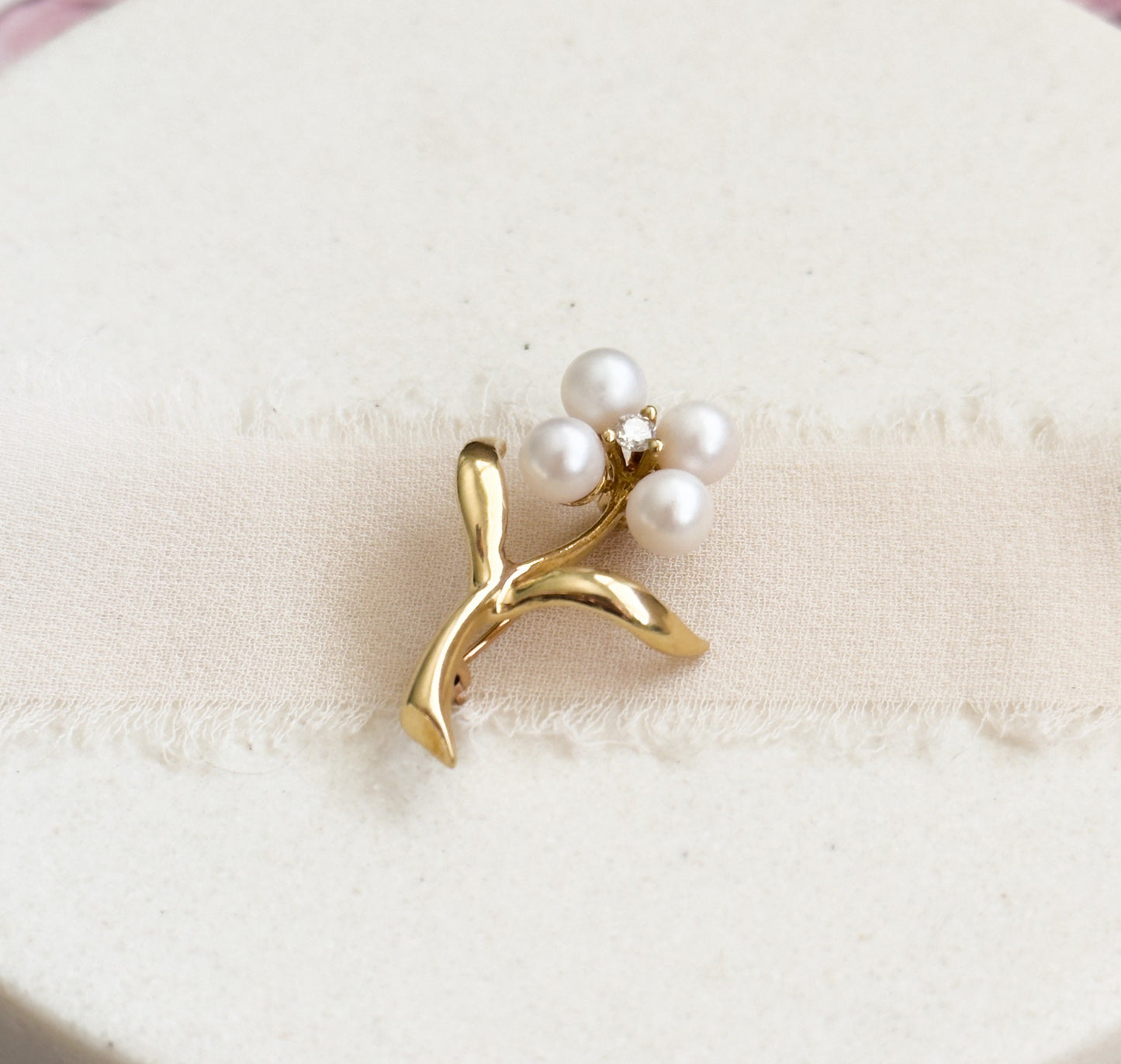 Vintage Pearl Flower Brooch in 10K Yellow Gold Diamond Center Petite Lapel Pin