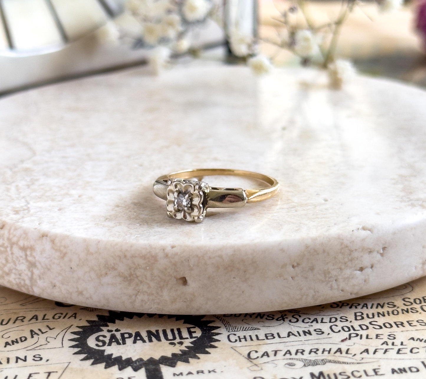 Beautiful Vintage Diamond Engagement Ring in Two Tone 14K Yellow Gold White Gold