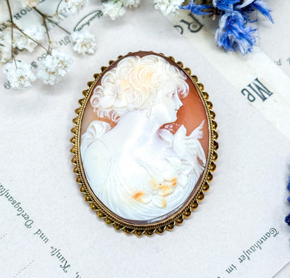 Antique Carved Shell Cameo Brooch in 14K Yellow Gold Lady with Bird