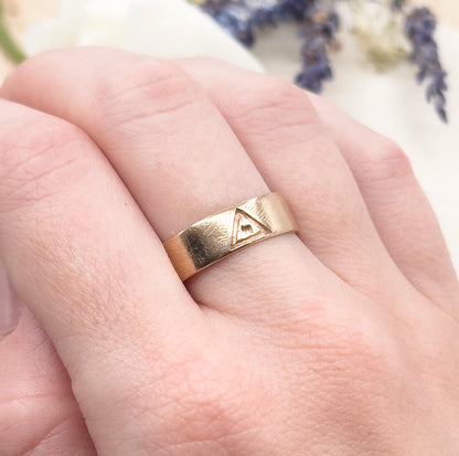 Vintage Masonic Band Ring Yod Free Mason Scottish Rite Ring in 10K