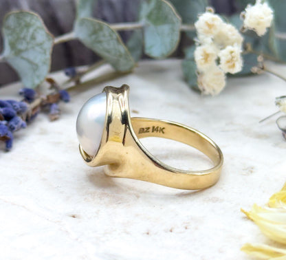 Vintage Mabe Pearl Ring in 14K Yellow Gold Swirl Ring