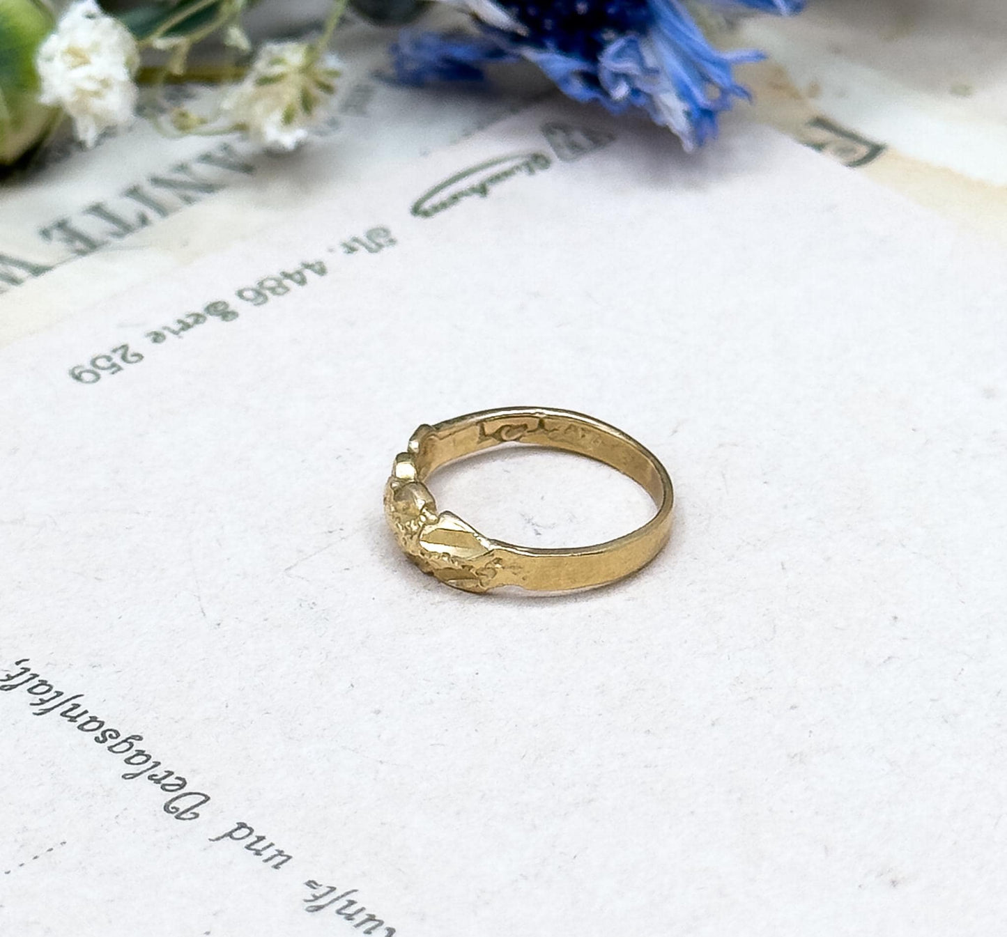 Vintage carved Solid 10K yellow gold Midi ring antique Childs ring size 1.25 textured