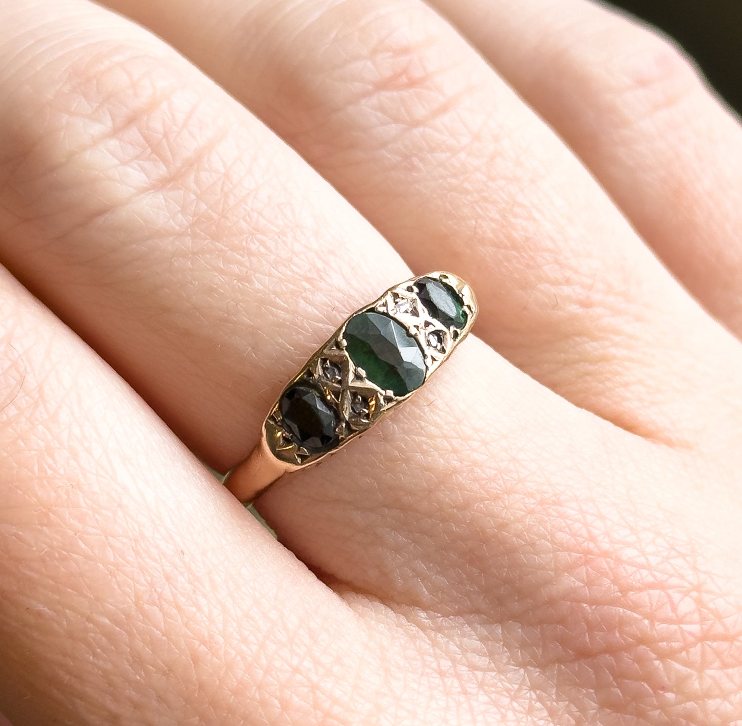 Edwardian Green Gemstone & Diamond Ring in 9K Gold - AS FOUND
