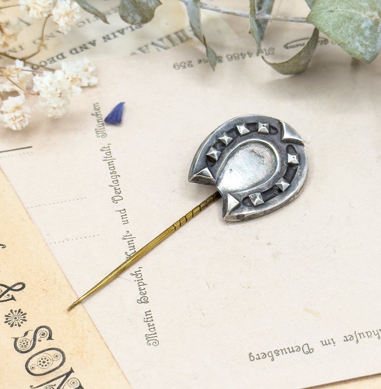 Antique Novelty Jumbo Horse Shoe Stick Pin in Base Metal