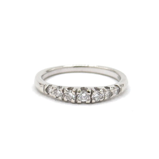 Vintage Graduated Diamond Stacking Band Ring in White Gold