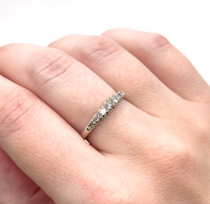 Vintage Graduated Diamond Stacking Band Ring in White Gold