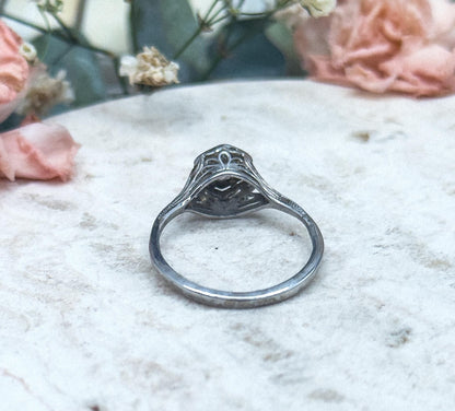 Antique Art Deco Filigree engagement ring in 14K / 10K White Gold Old European Cut