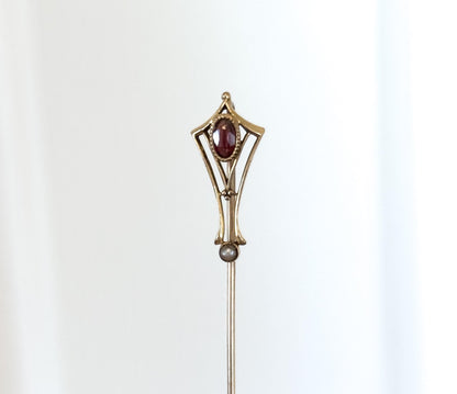 Lovely Antique Edwardian Stick Pin with Garnet Art Nouveau Stick pin in 10K Yellow Gold