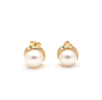 Contemporary Mabe Pearl Stud Earrings in 14K Yellow Gold
