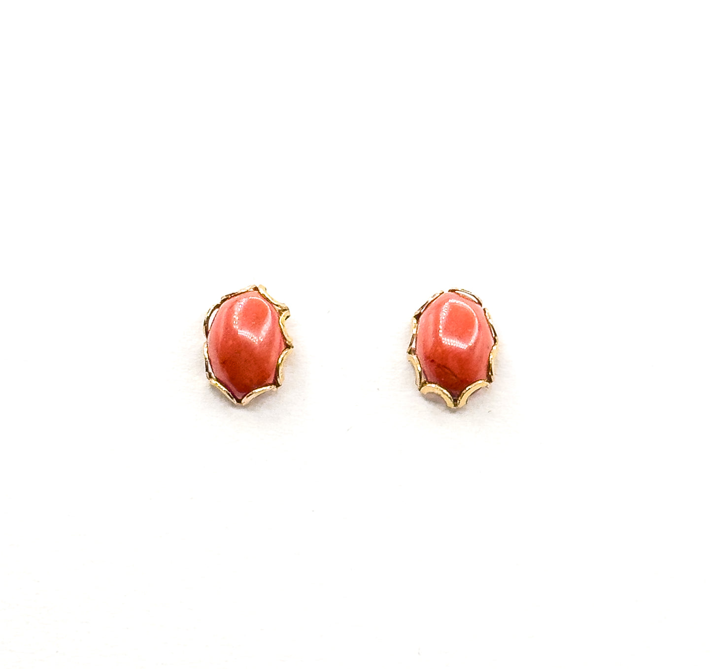 Late 20th Century Orange Cabochon Stud Earrings in 14K Yellow Gold