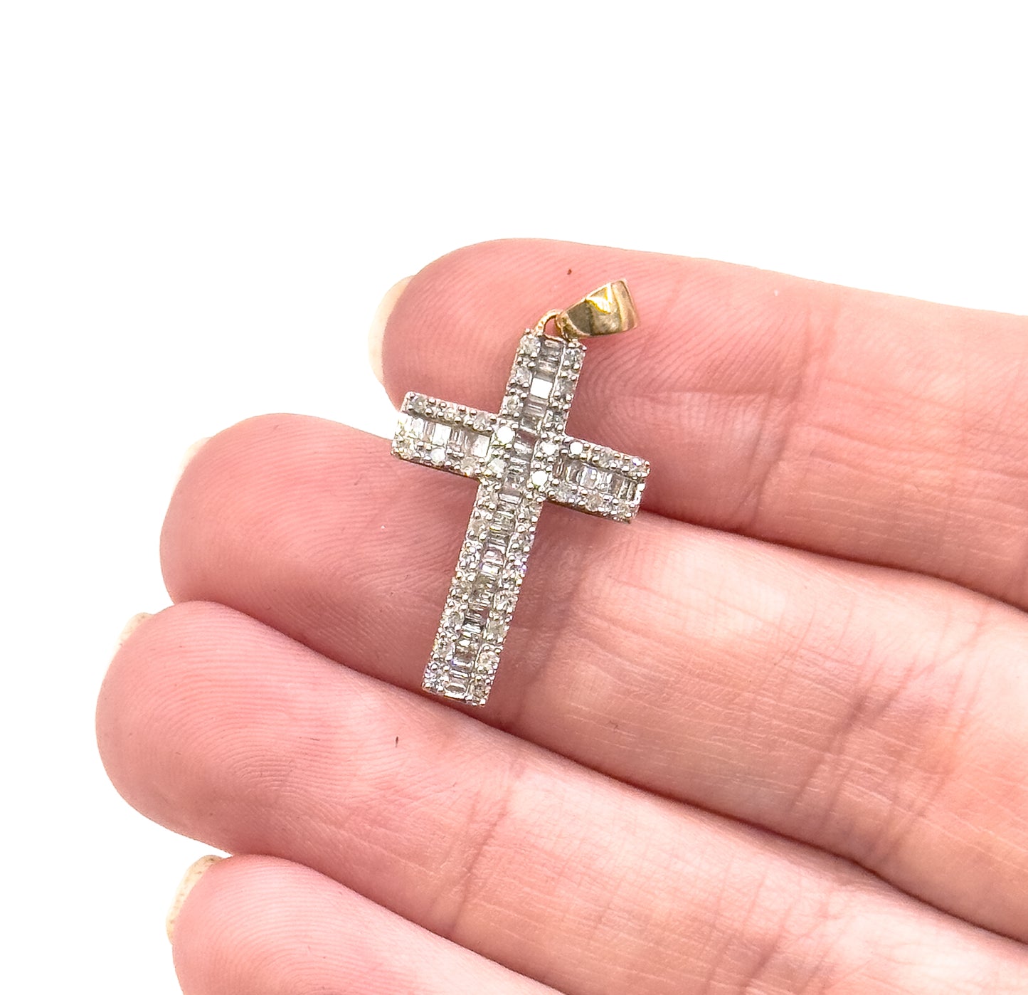 Vintage Diamond Cross Pendant in Yellow Gold