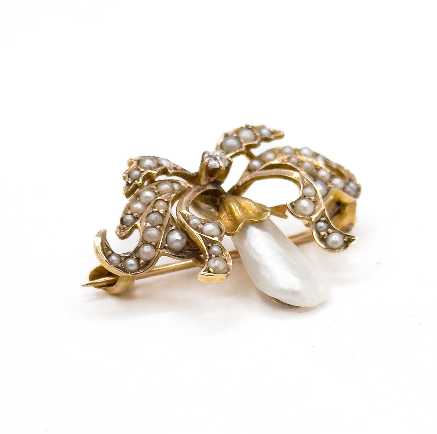 Edwardian Garland Style Brooch with Seed pearls & Freshwater Pearl in 14K Gold