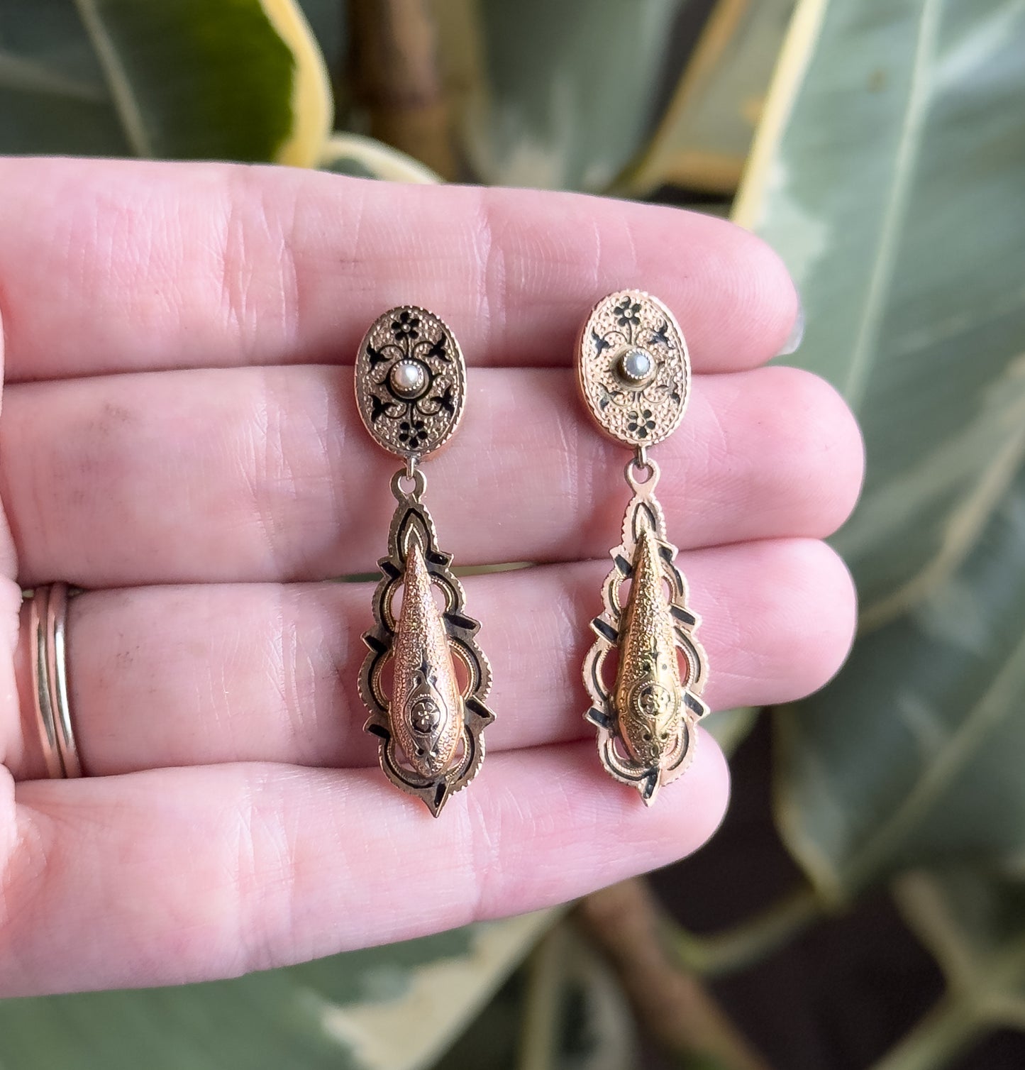 Antique Victorian taille d'épargne Drop Stud Earrings in 14K Yellow Gold