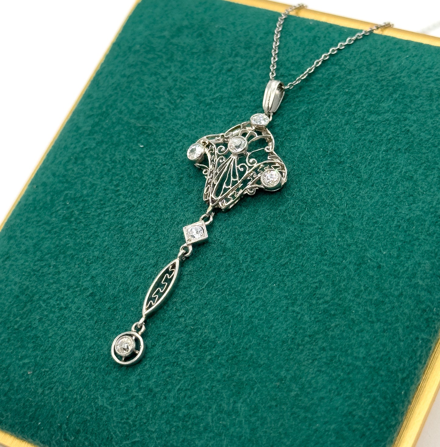 Edwardian Diamond Filigree Pendant Necklace in Platinum