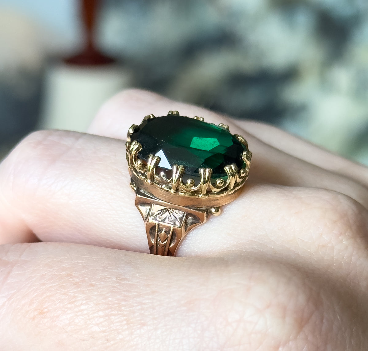 Unique antique Bottle Green Spinel Ring in Gold