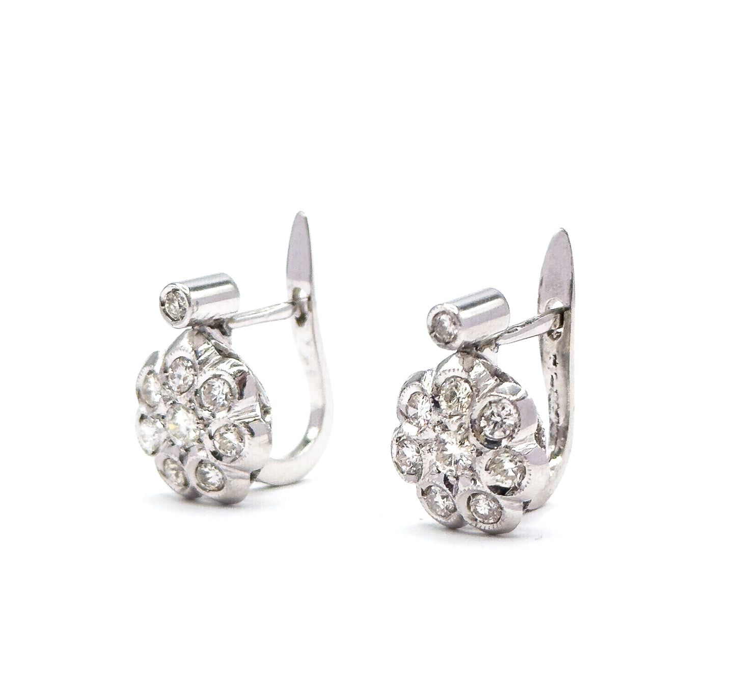 Vintage Diamond Cluster Leverback Stud earrings in 18K White Gold