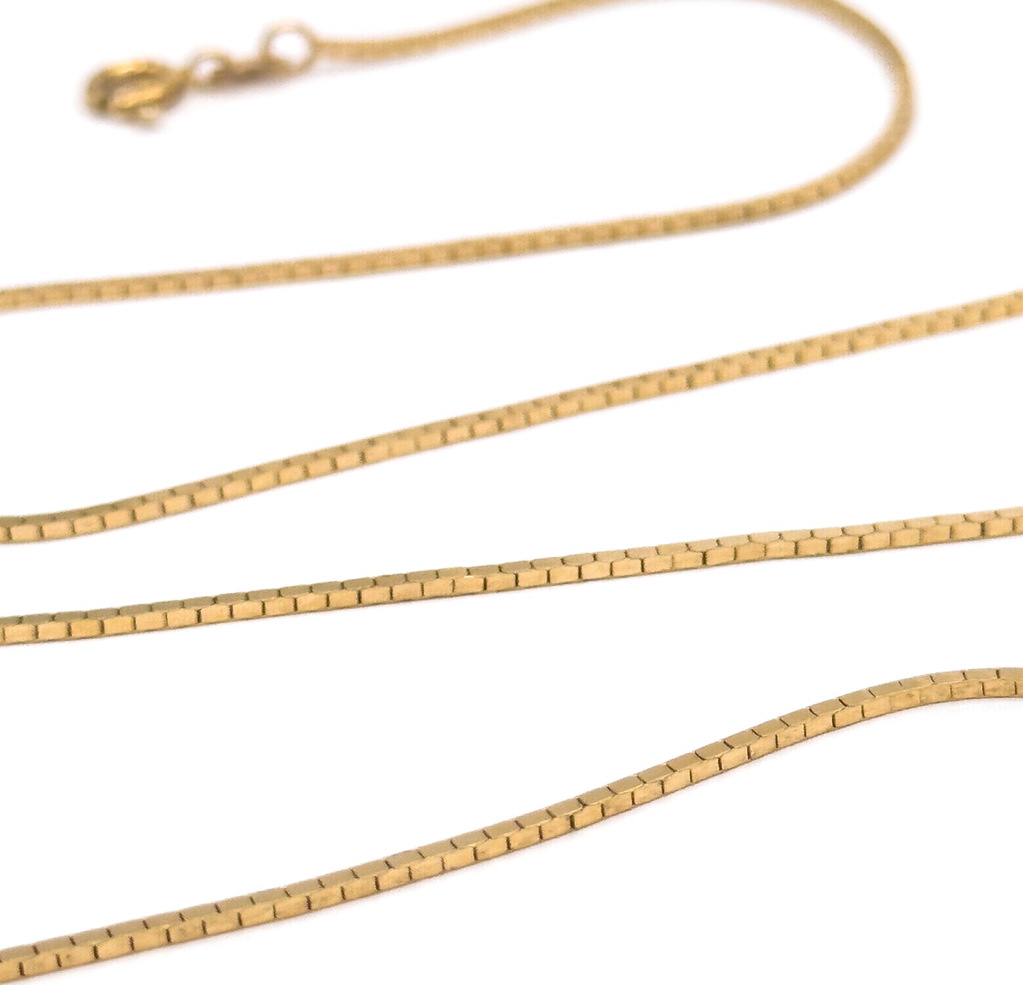 Vintage 18in Box Chain Necklace in 14K