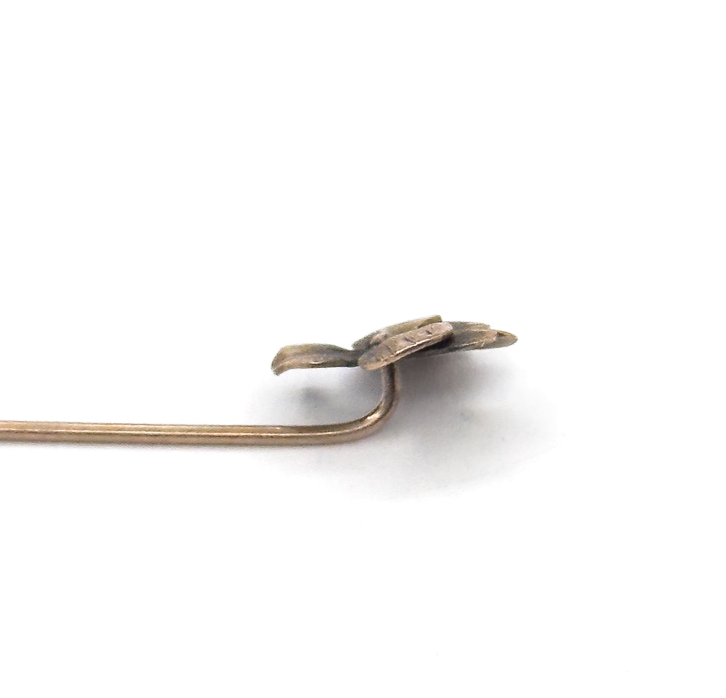 Antique Textured Pansy Flower Stick Pin in Gold