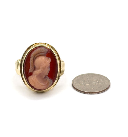 Retro Hardstone Cameo Roman Soldier Ring in 14K Yellow Gold