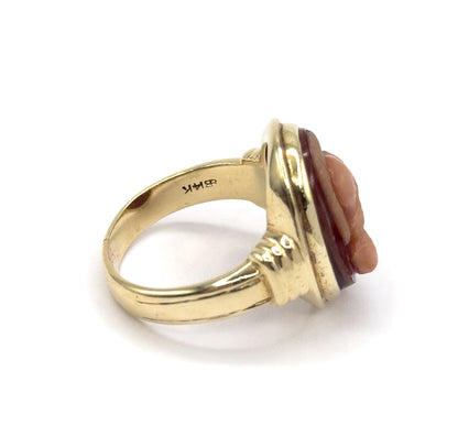 Retro Hardstone Cameo Roman Soldier Ring in 14K Yellow Gold