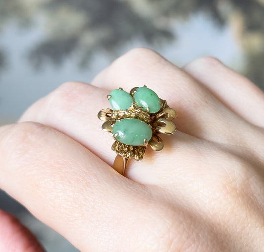 Mid-Century Green Jade Cabochon Sculptural Cocktail Ring in 14K Yellow Gold