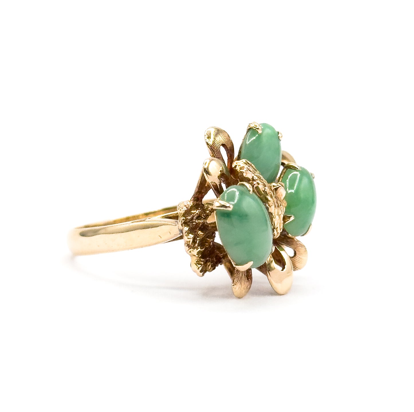 Mid-Century Green Jade Cabochon Sculptural Cocktail Ring in 14K Yellow Gold