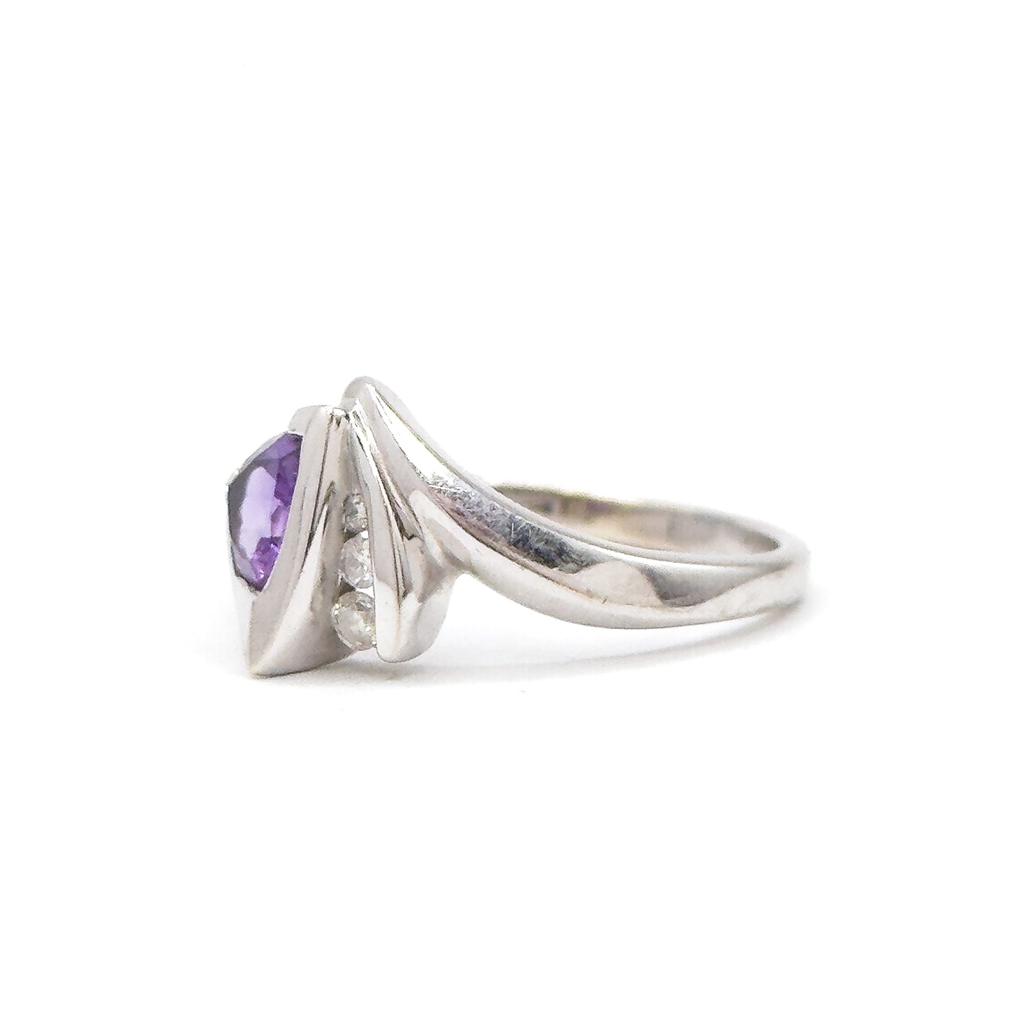 Vintage Amethyst & Diamond RIng in 14K White Gold