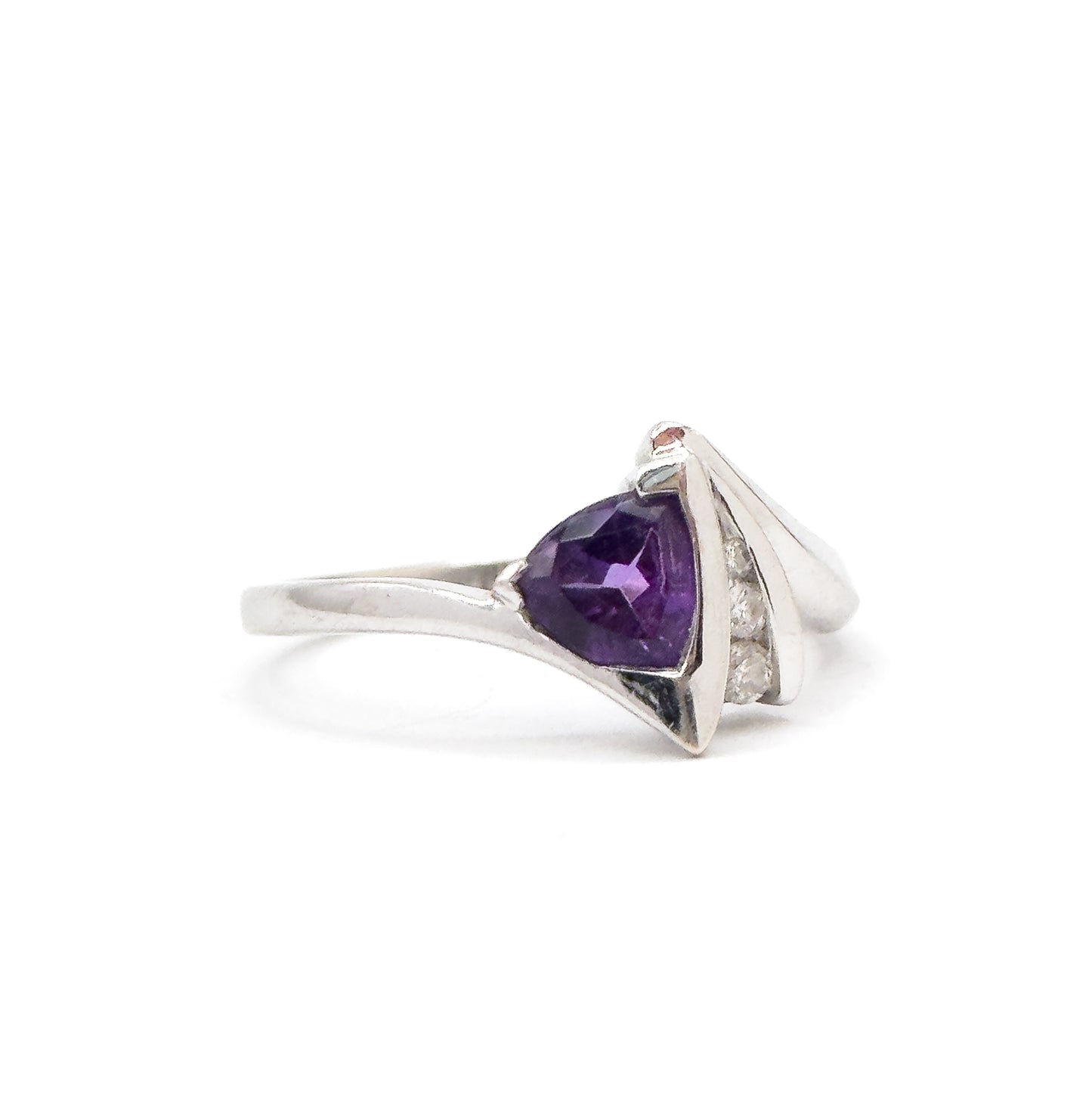 Vintage Amethyst & Diamond RIng in 14K White Gold