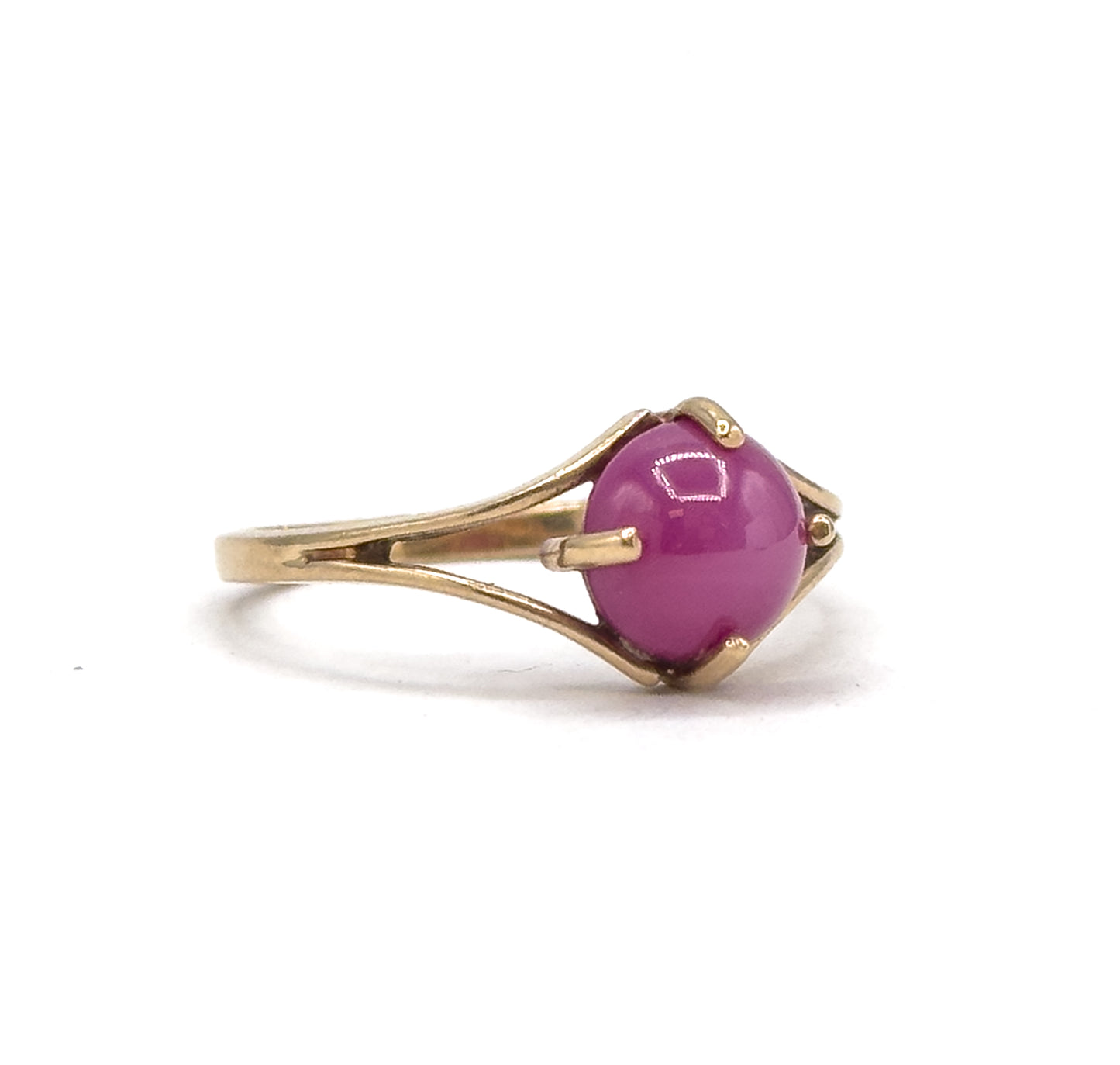 Vintage Synthetic Pink / Red Star Sapphire Ring in 10K Gold