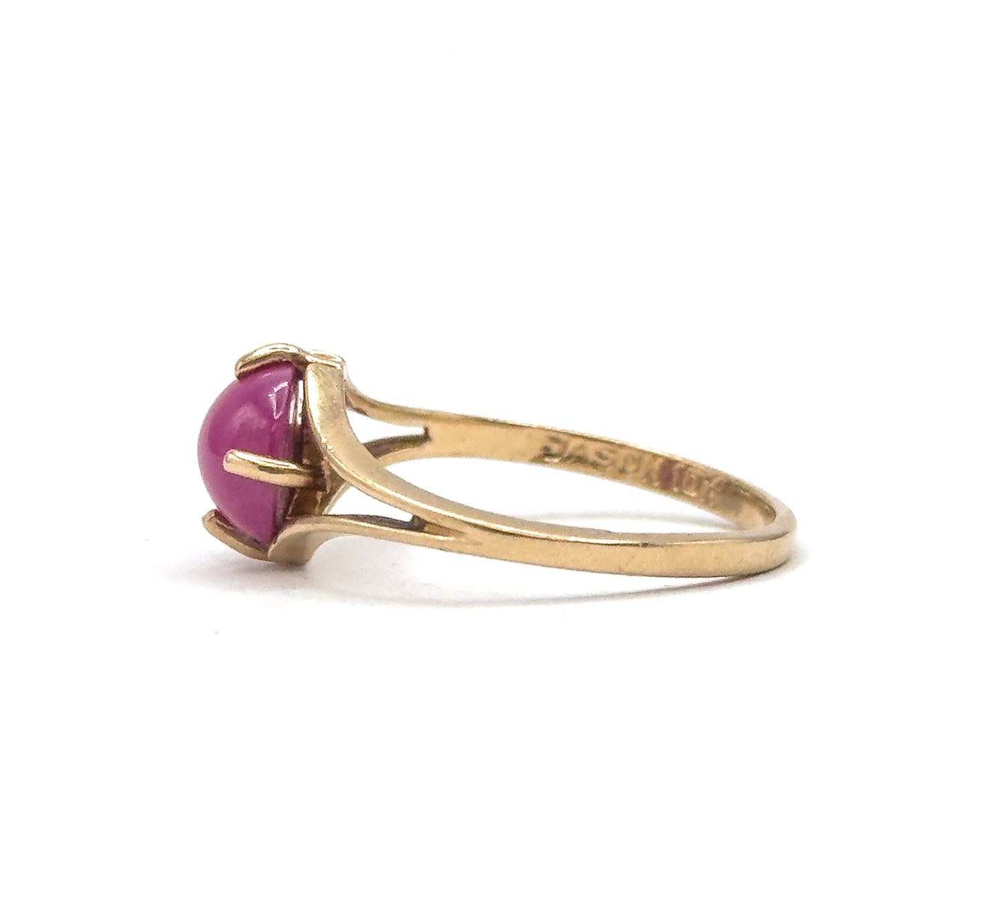 Vintage Synthetic Pink / Red Star Sapphire Ring in 10K Gold