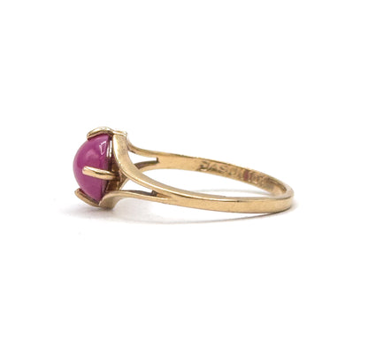 Vintage Synthetic Pink / Red Star Sapphire Ring in 10K Gold