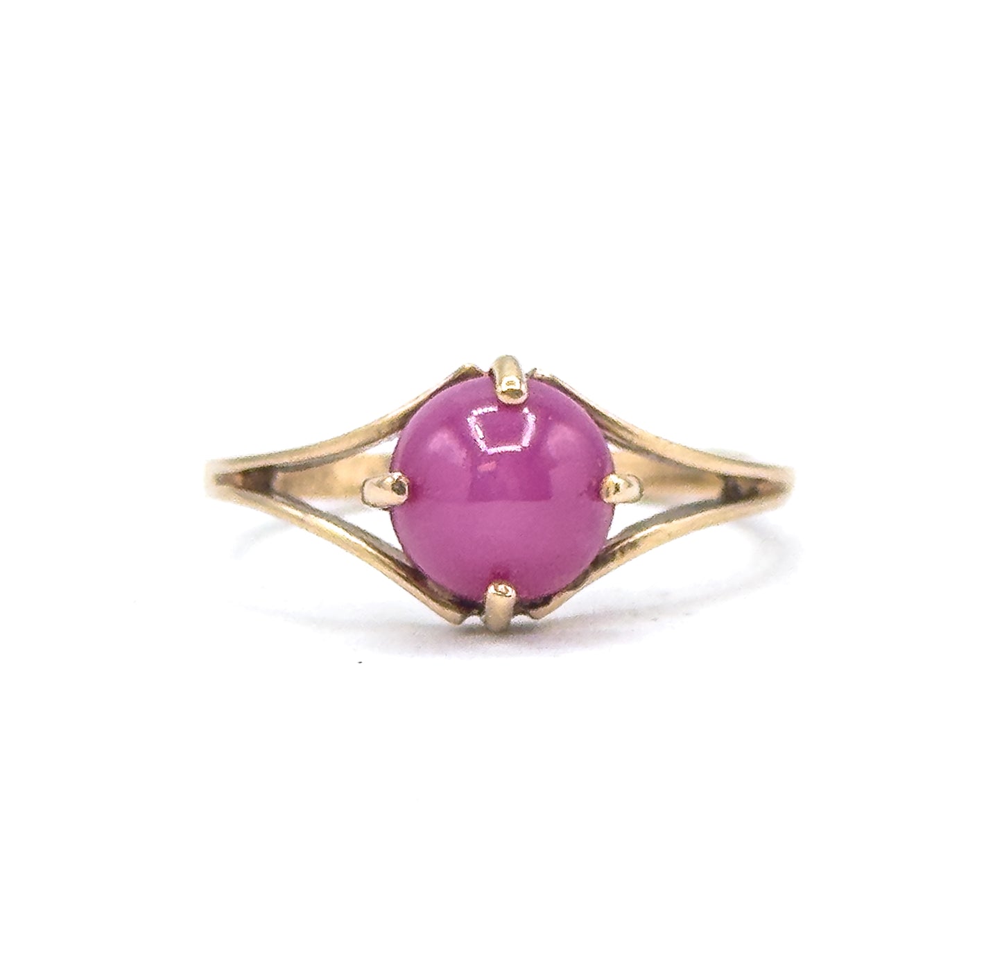 Vintage Synthetic Pink / Red Star Sapphire Ring in 10K Gold