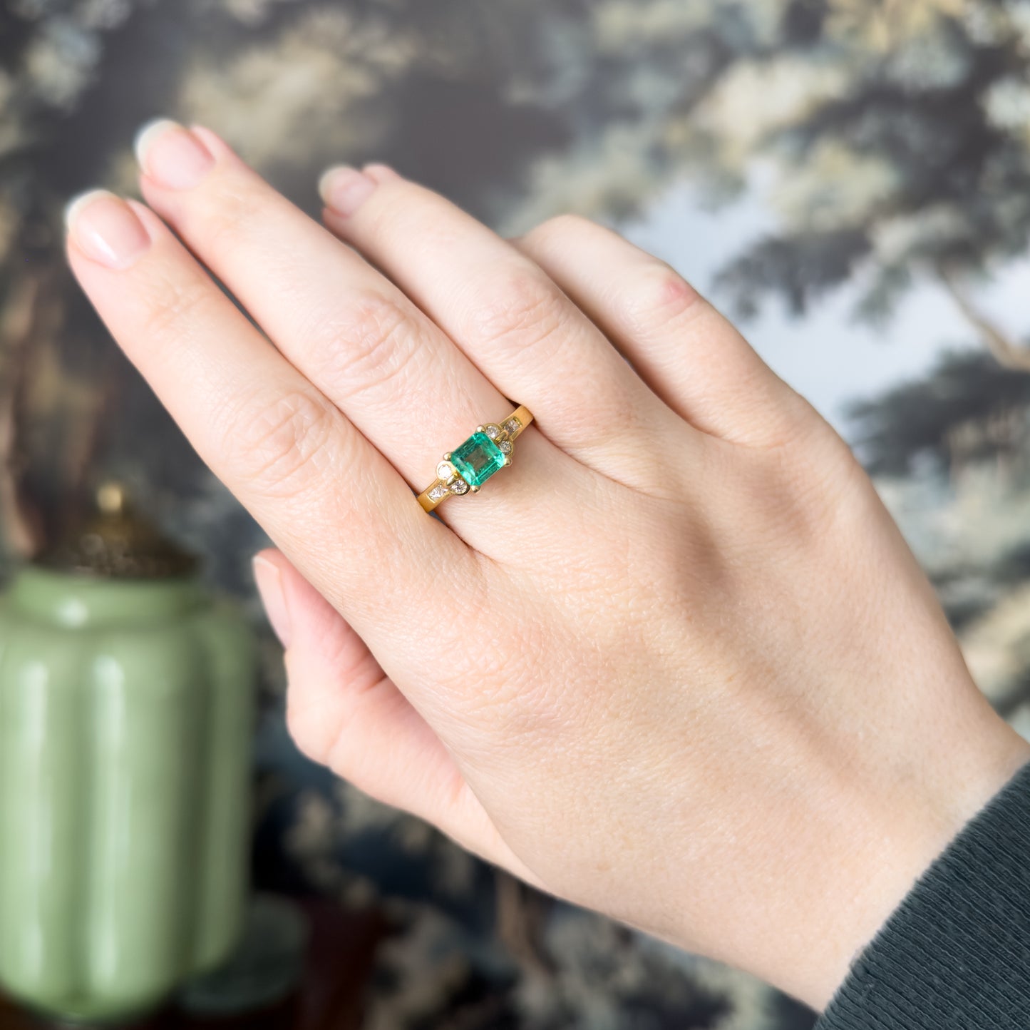 Emerald and Diamond Ring in 18K Gold