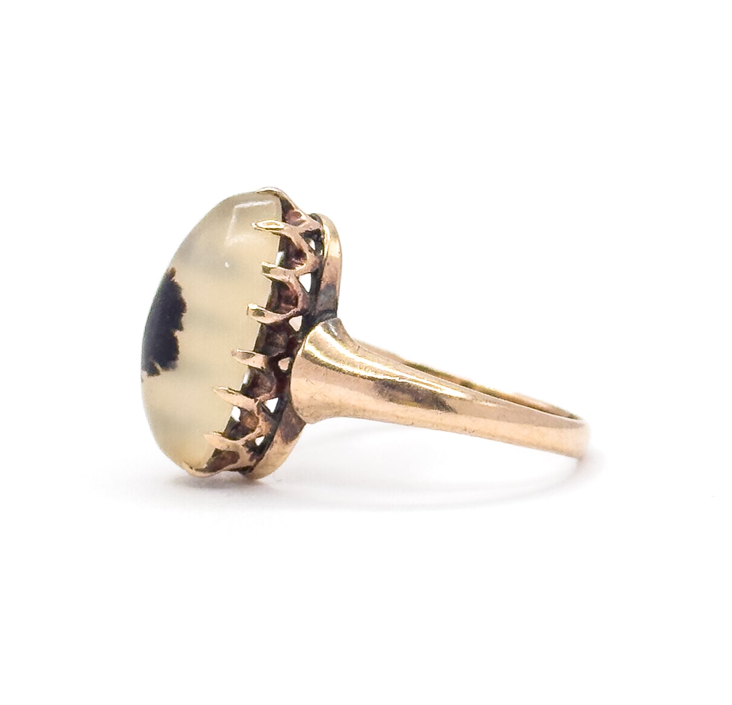 Victorian Dendritic Agate Cabochon Ring in 10K Yellow Gold