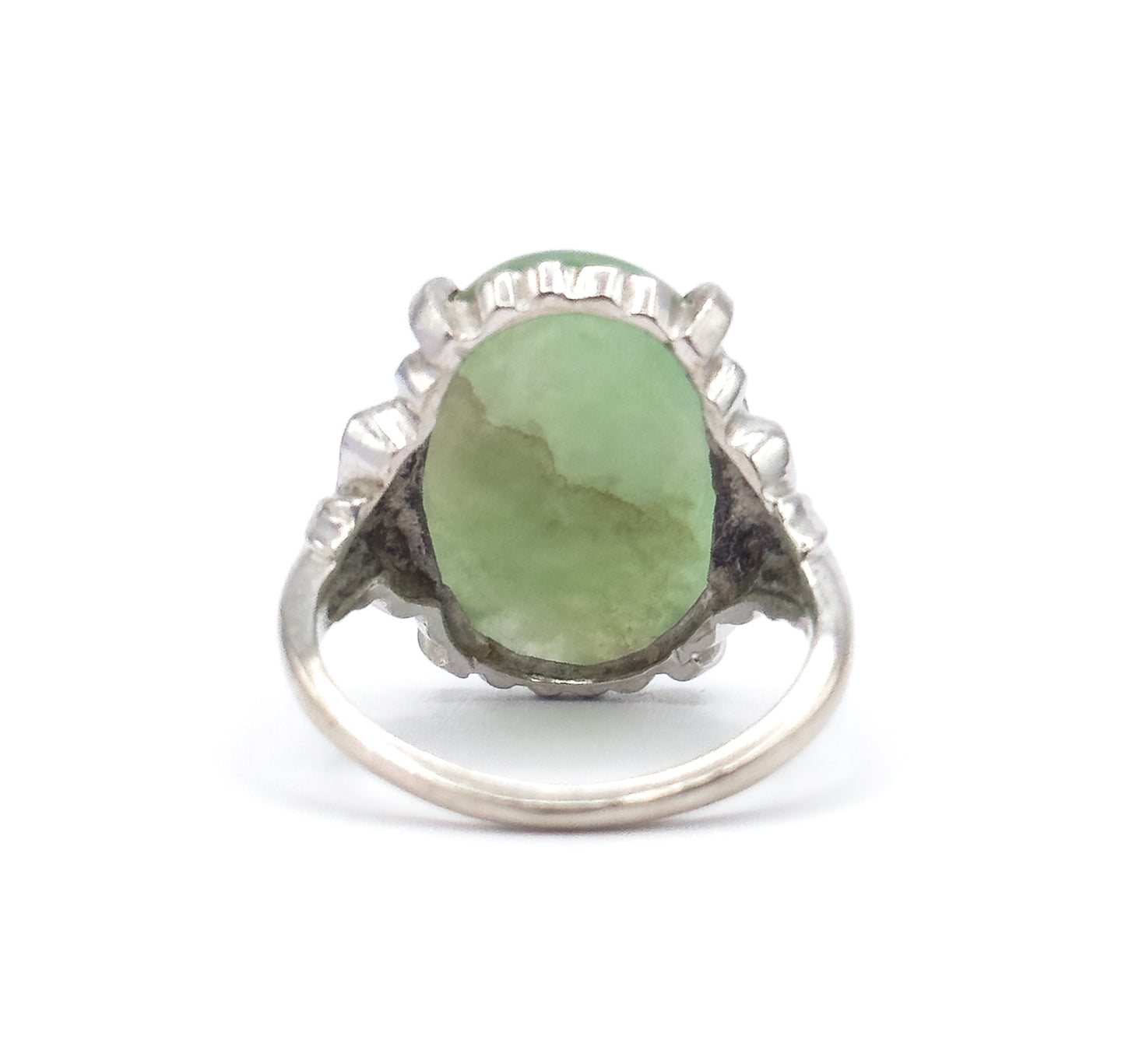 Vintage Green Jade Cabochon Ring in White Gold