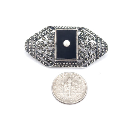 Art Deco Onyx & Pearl Brooch in Silver