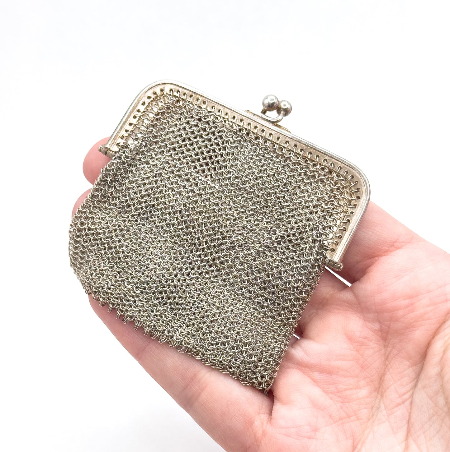 Antique 800 Silver Mesh Kiss lock Coin Purse with Divider